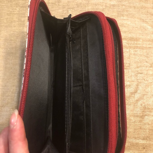 Women’s wallet/wristlet - Picture 3 of 4